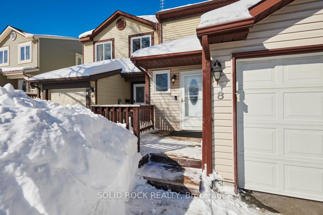 Townhouse for sale at 8 Shearer Crescent, Kanata, 9002 - Kanata - Katimavik, K2L 3M8 - MLS: X11982438