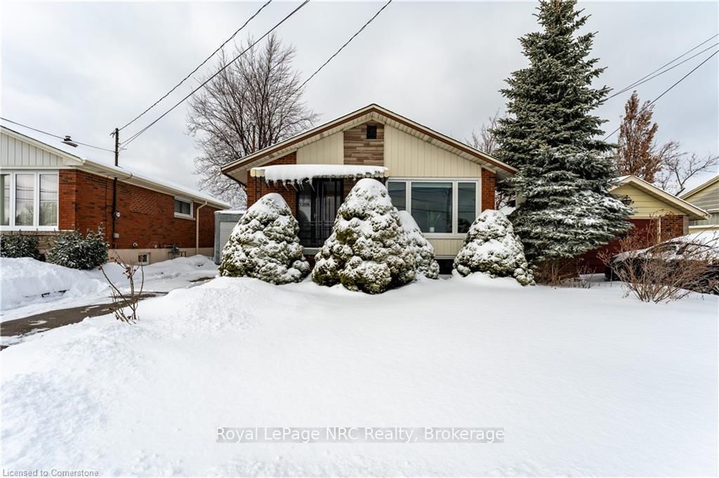 Detached House for sale at 774 Upper Sherman Avenue, Hamilton, Burkholme, L8V 3M8 - MLS: X11982502