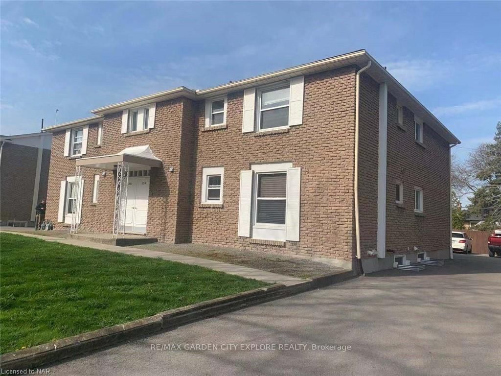 Detached House for lease at 3-358-360 Glenridge Avenue, St. Catharines, L2T 3K7 - MLS: X11982568