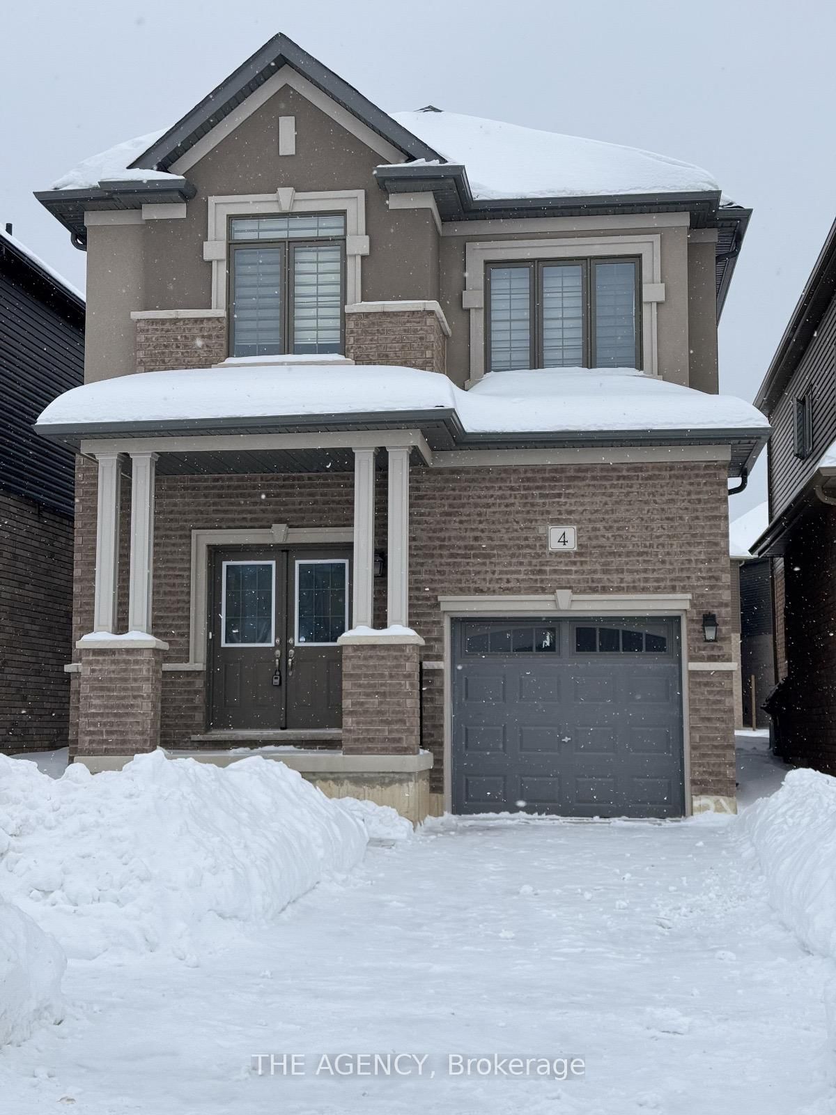 Detached House for lease at 4 Tarrison Street, Brantford, N3V 0B1 - MLS: X11982776