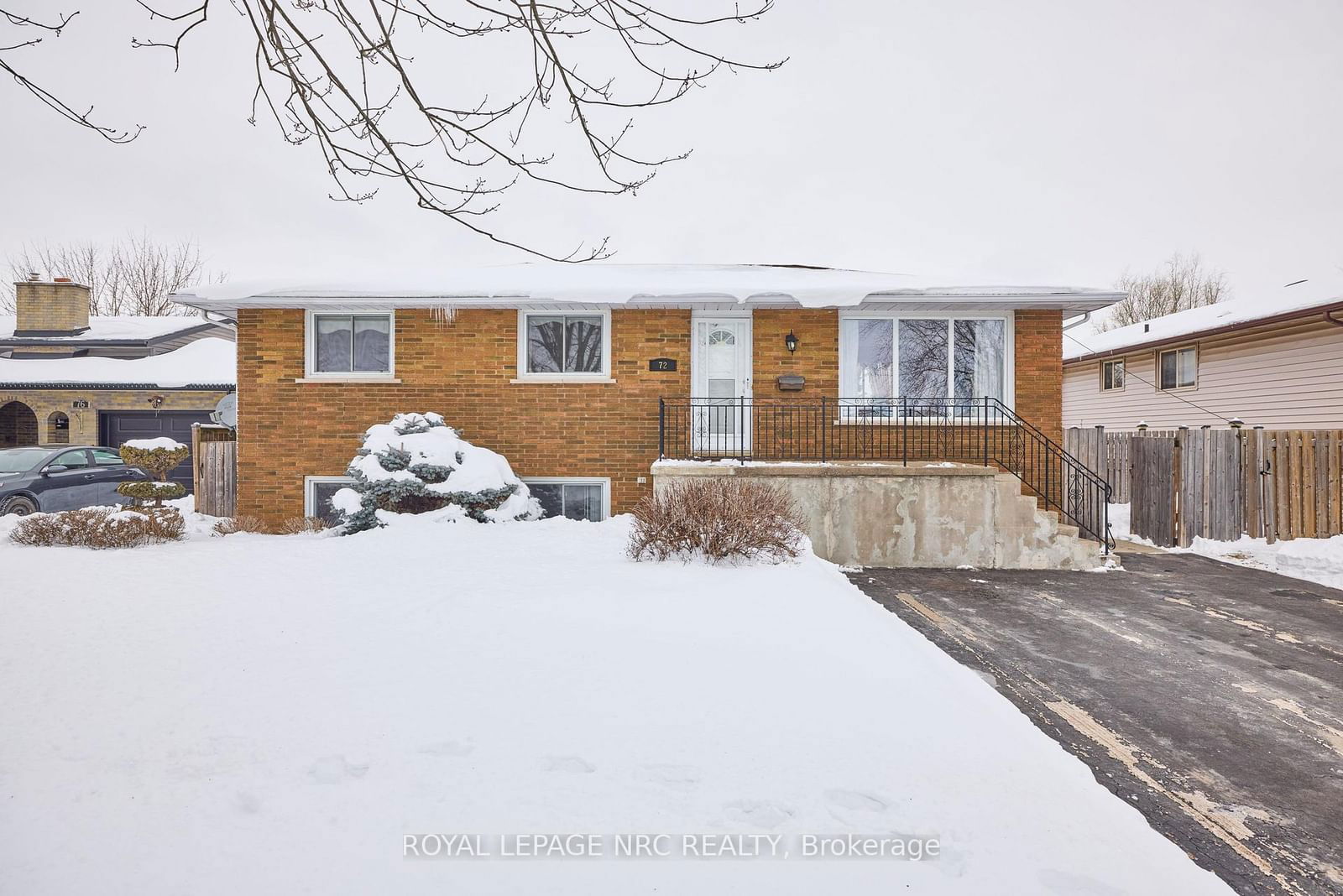 Detached House for sale at 72 Endicott Terrace, Welland, 769 - Prince Charles, L3C 5R8 - MLS: X11982849