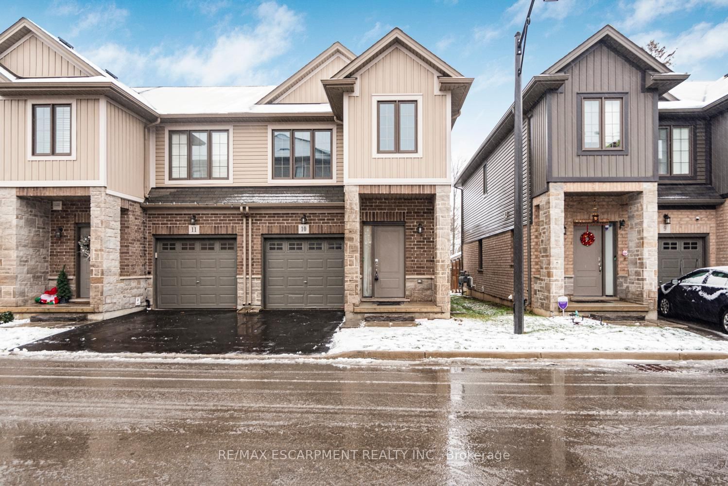 Townhouse for lease at 10-377 Glancaster Road, Hamilton, Rural Glanbrook, L9G 0G4 - MLS: X11982932