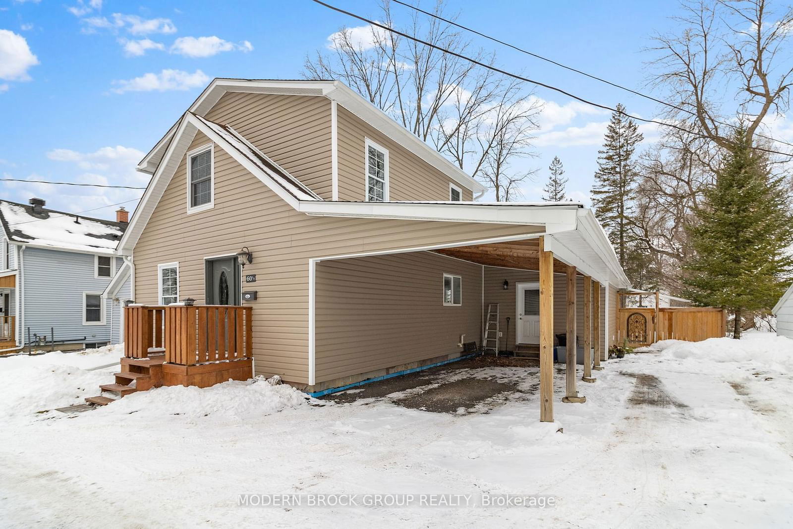 Detached House for sale at 60 1/2 Amy Street, Brockville, 810 - Brockville, K6V 1V8 - MLS: X11982978