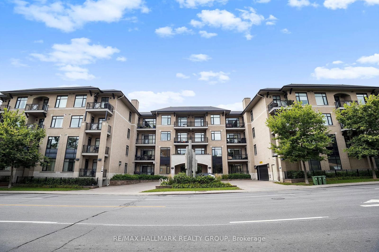 Condo for sale at 105-808 Bronson Avenue, Dows Lake - Civic Hospital and Area, 4501 - Dows Lake, K1S 5A4 - MLS: X11983074