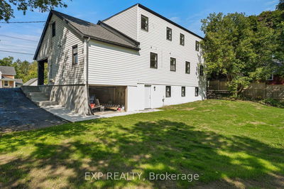 124 Colborne St, Kawartha Lakes - Fenelon Falls image-0-2