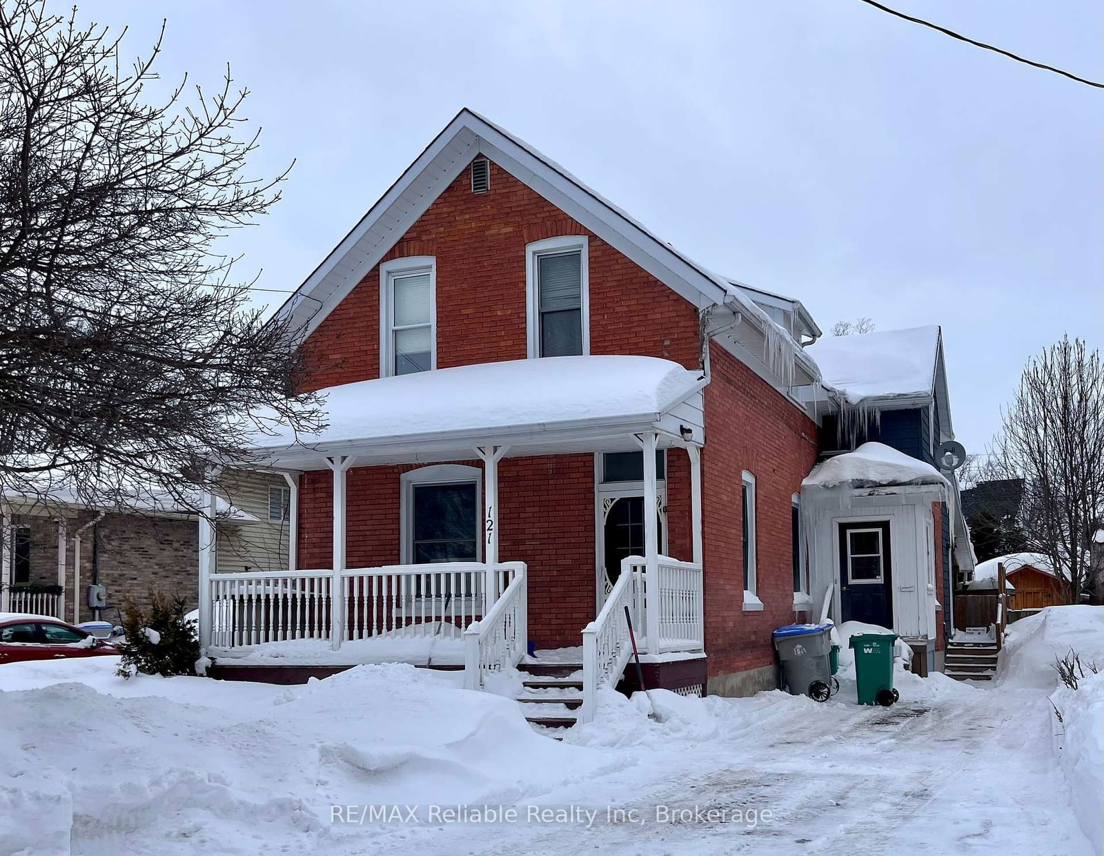 Building at 121 Brock Street, Goderich, Goderich Town