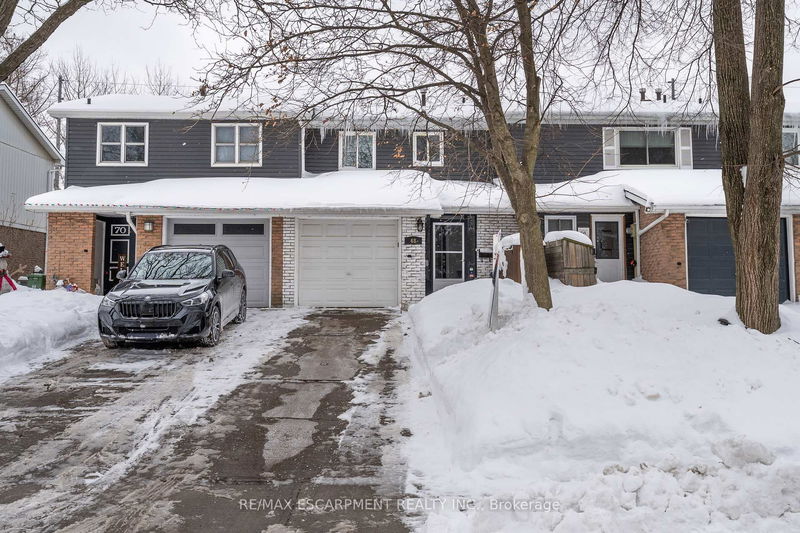 home for sale on 68 Gledhill Crescent