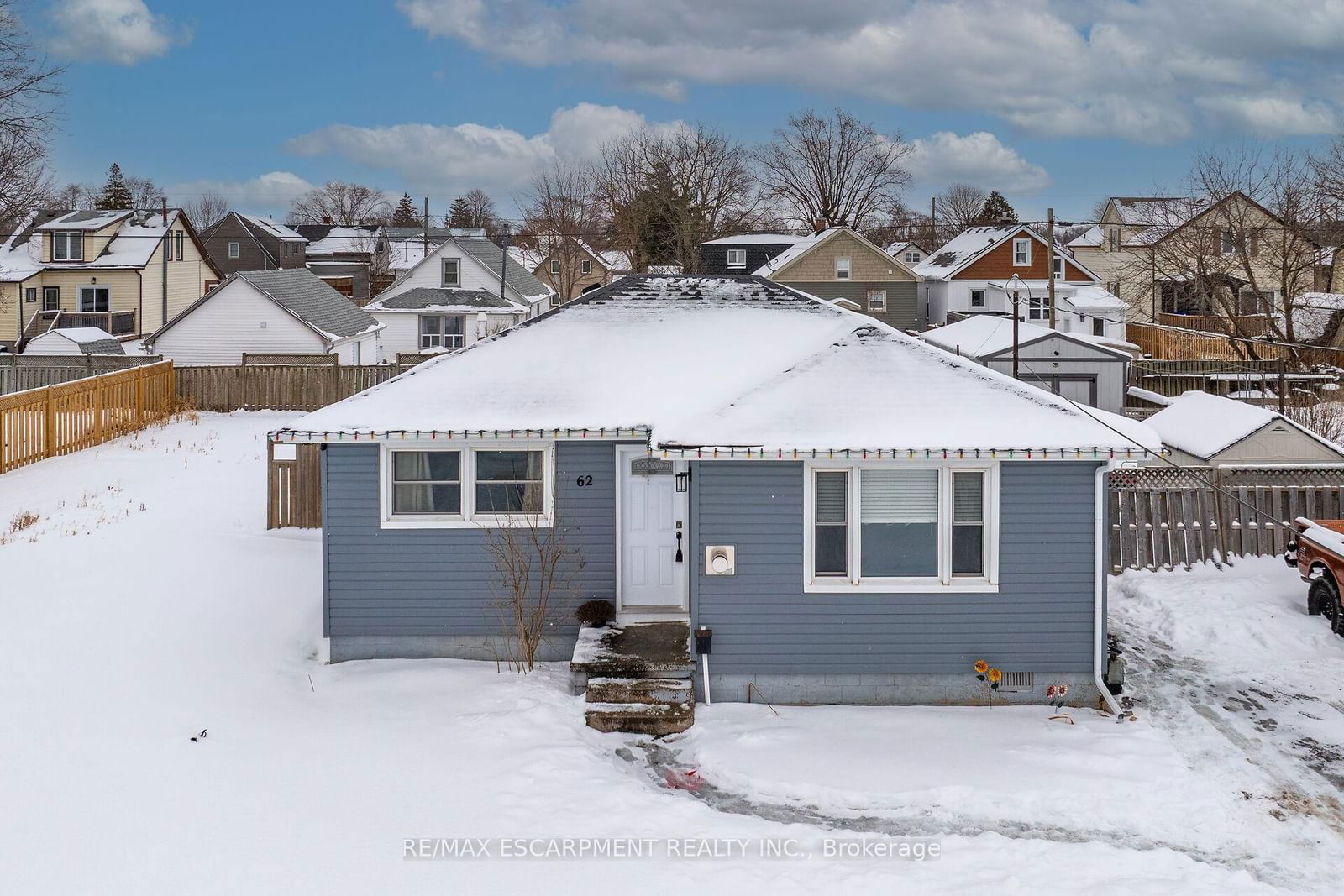 Detached House for sale at 62 Knoll Street, Port Colborne, Main Street, L3K 5A6 - MLS: X11984002