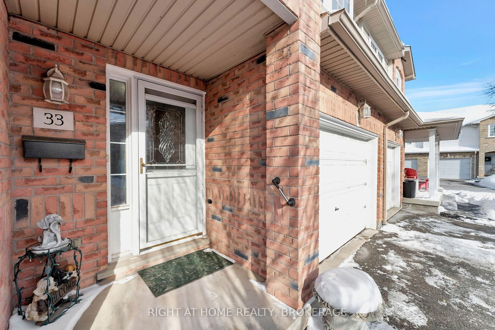 Townhouse for sale at 33-485 Green Road, Hamilton, Lakeshore, L8E 6A7 - MLS: X11984040