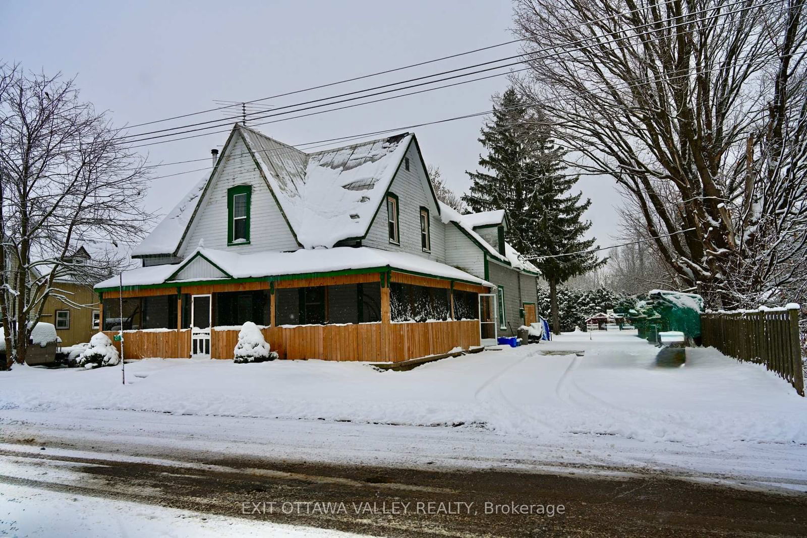 Building at 27 Grace Street, Whitewater Region, 580 - Whitewater Region