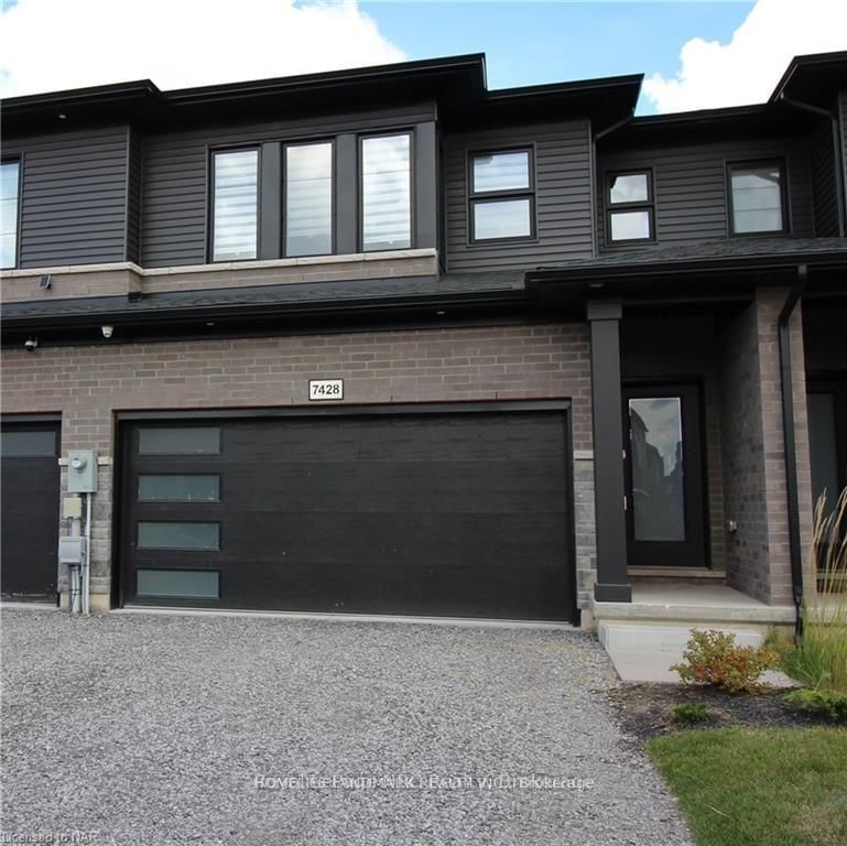 Townhouse for lease at 7428 Matteo Drive, Niagara Falls, L2H 3T3 - MLS: X11984310