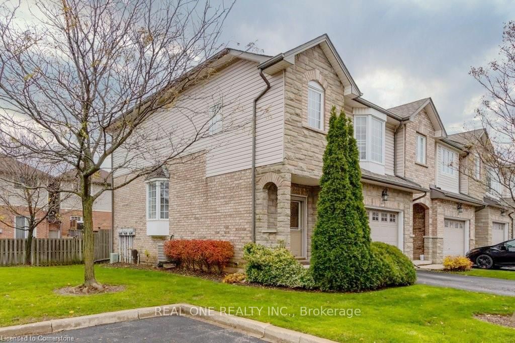 Townhouse for lease at 35-232 STONEHENGE Drive, Hamilton, Meadowlands, L9K 1R5 - MLS: X11984705