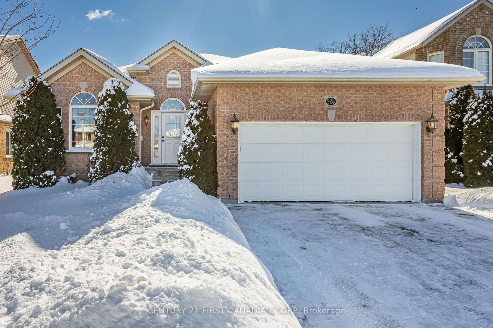 Detached House sold at 928 Crestview Crescent, London, South L, N6K 4W9 - MLS: X11984840