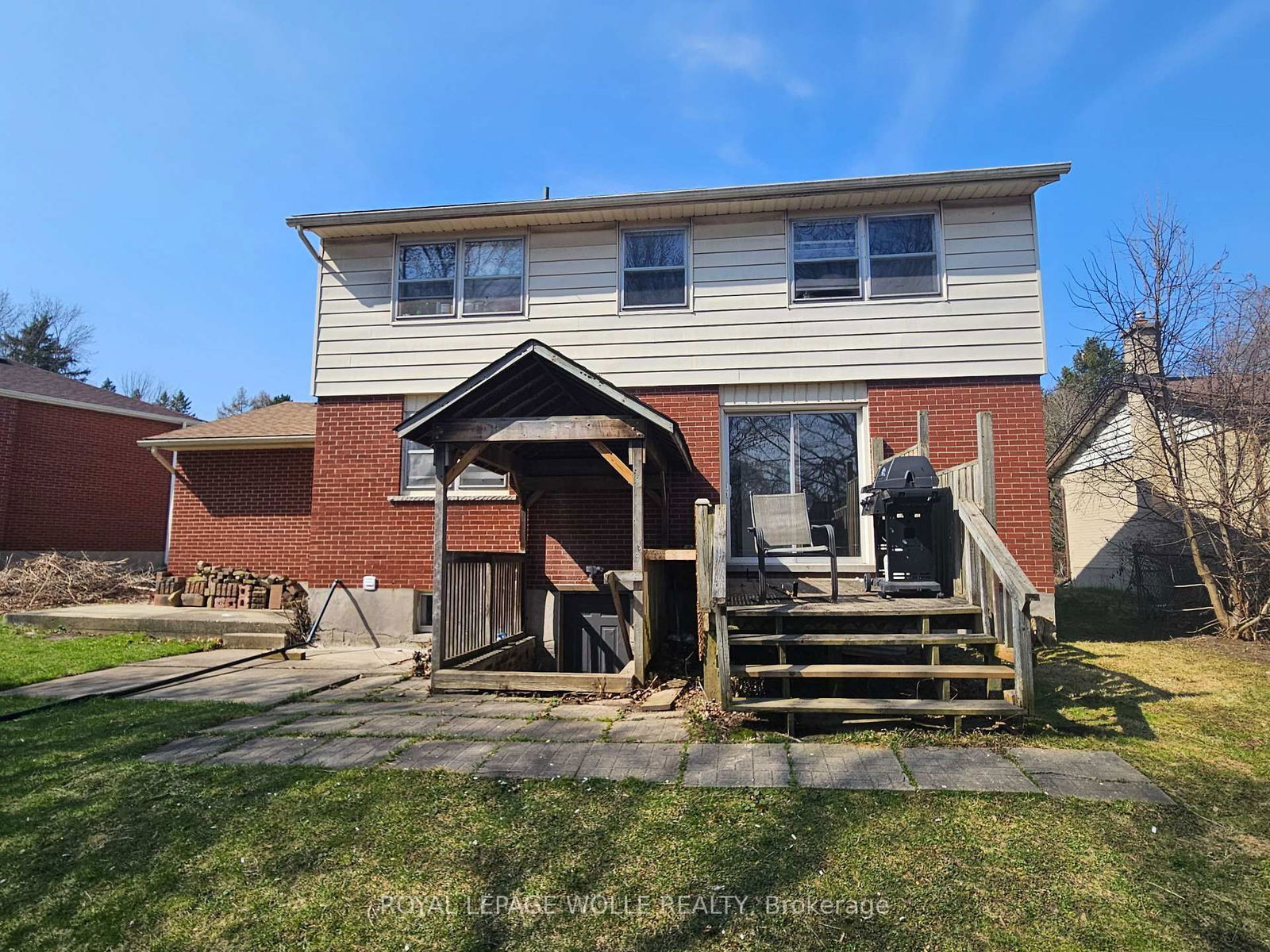 Listing photo 2