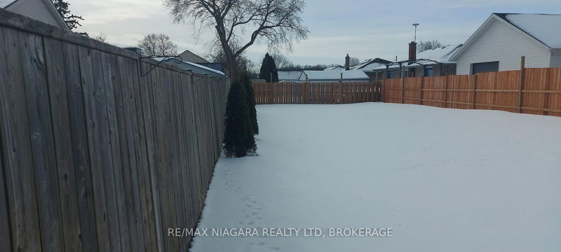 79 Martin St, Welland, L3C 2W3 | Image 3