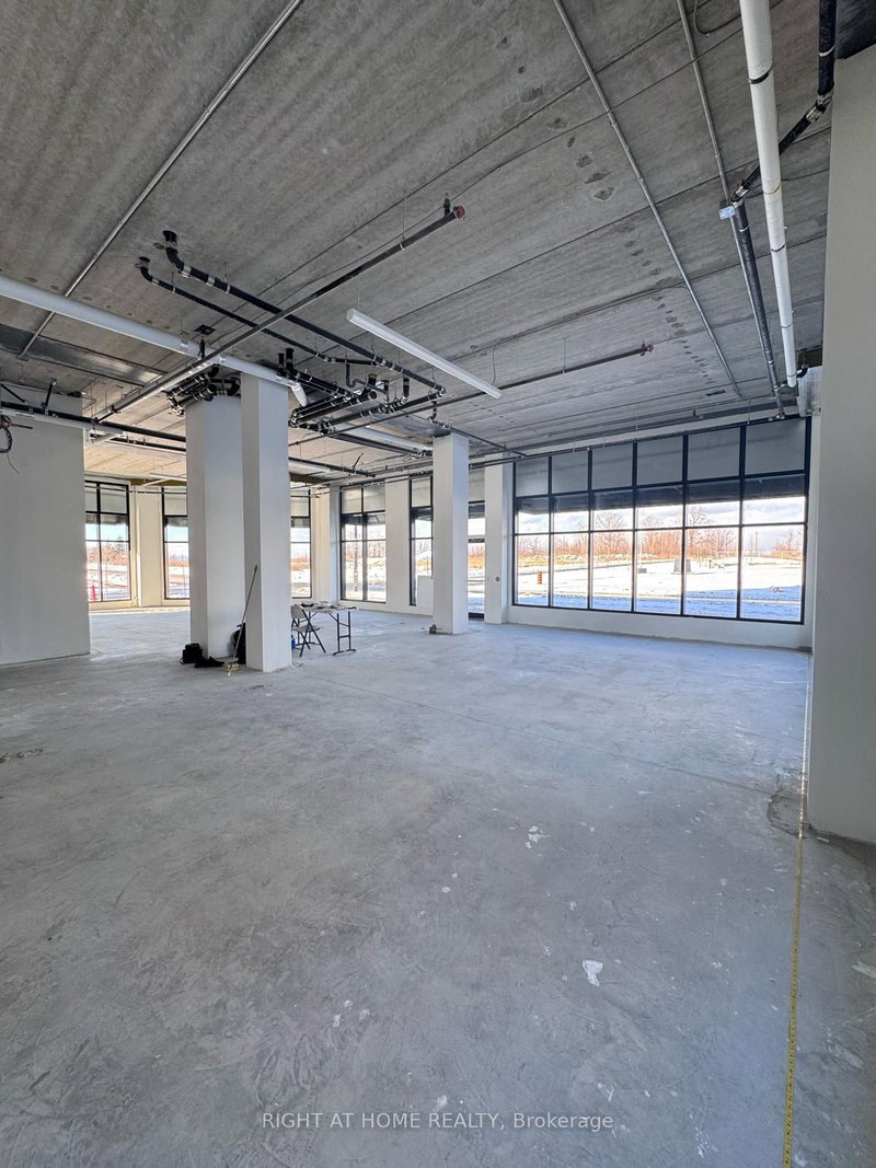 104 - 393 Codd's Rd N, Ottawa, K1K 4Z9 | Image 2