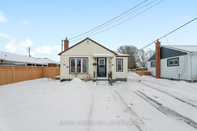 Detached House for sale at 87 Torrance Crescent, Fort Erie, Central, L2A 2B8 - MLS: X11985376