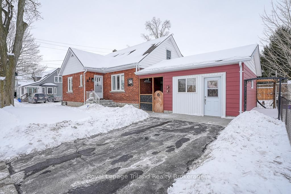 Detached House sold at 30 Venison Street, Tillsonburg, Tillsonburg, N4G 1T7 - MLS: X11985515