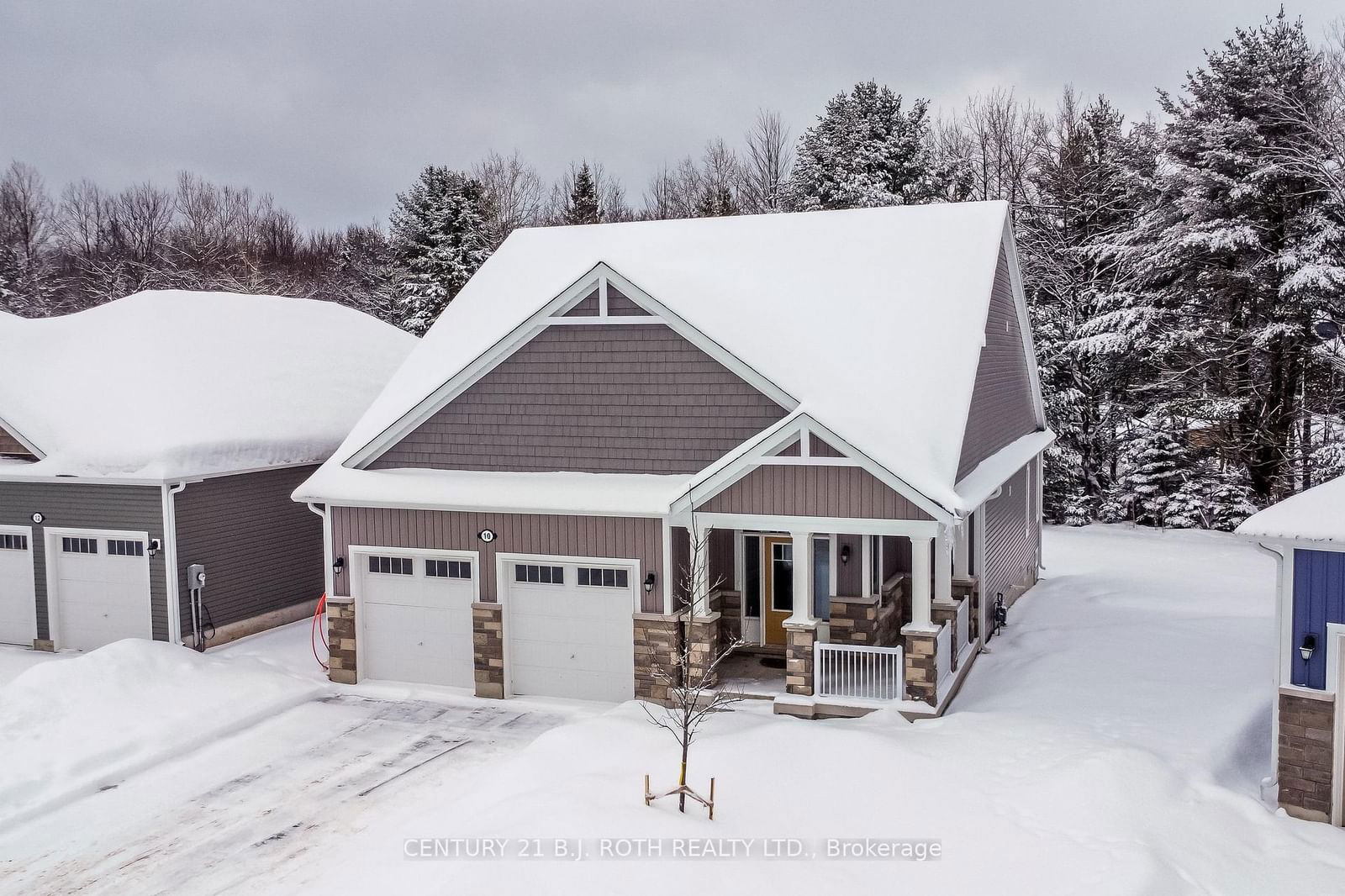 Detached House for sale at 10 DYER Crescent, Bracebridge, Macaulay, P1L 0A9 - MLS: X11985558