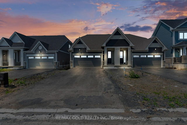 102 Golf Links Drive