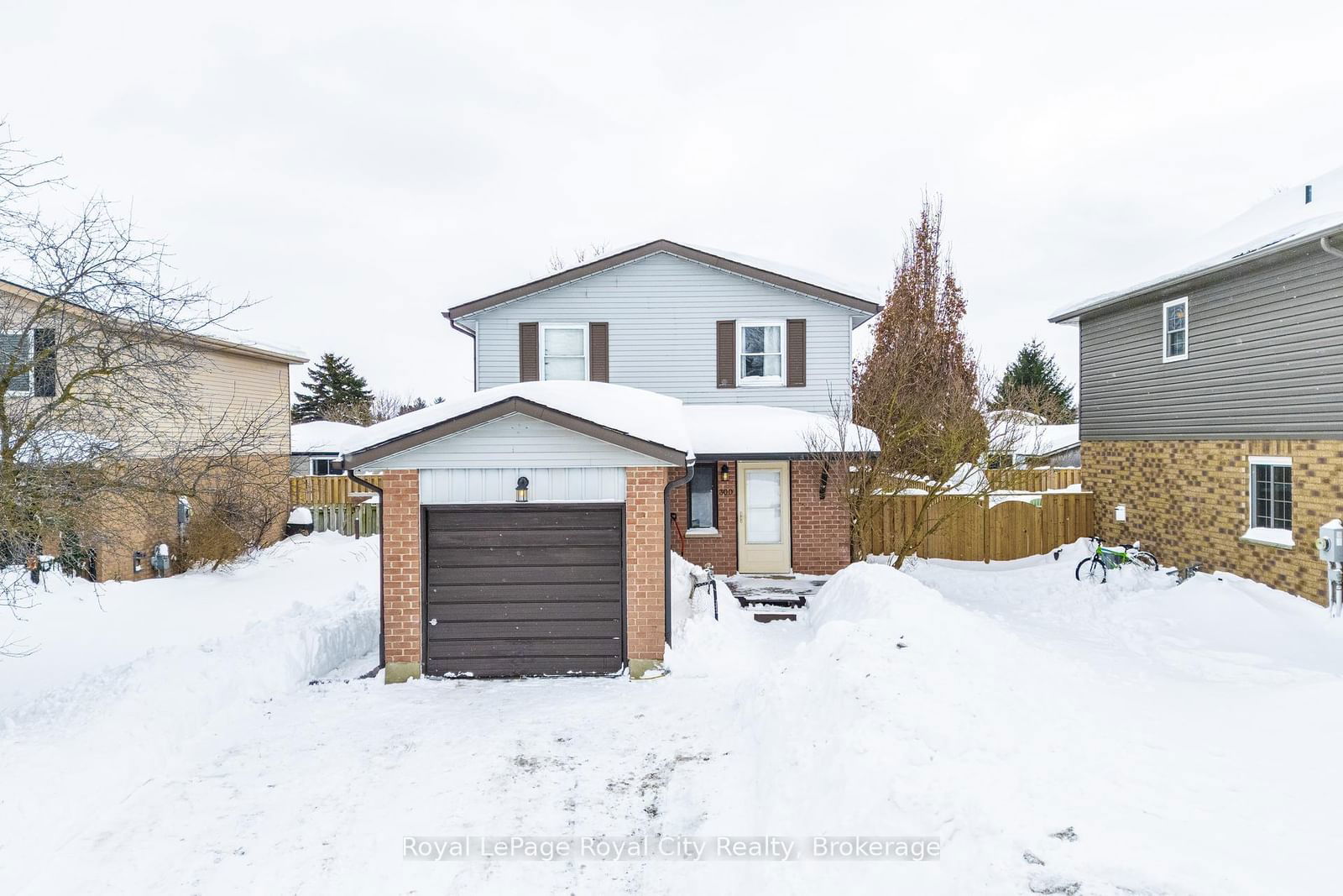 Detached House for sale at 300 Stornoway Drive, Centre Wellington, Fergus, N1M 3K6 - MLS: X11985633