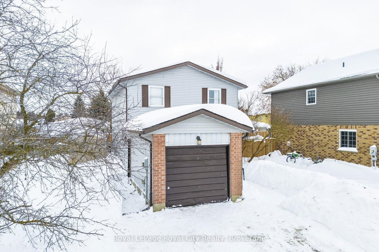 Detached House for sale at 300 Stornoway Drive, Centre Wellington, Fergus, N1M 3K6 - MLS: X11985633