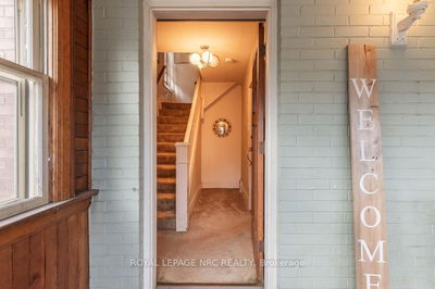 7 Chaplin Ave, St. Catharines - Downtown image-0-4