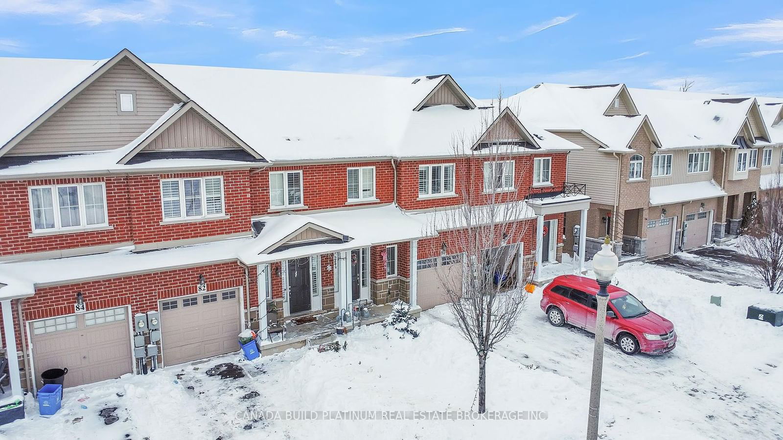 Townhouse for sale at 80 Palacebeach Trail, Hamilton, Stoney Creek, L8E 5C3 - MLS: X11985773