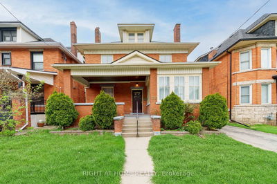 132 Holton Ave, Hamilton - St. Clair