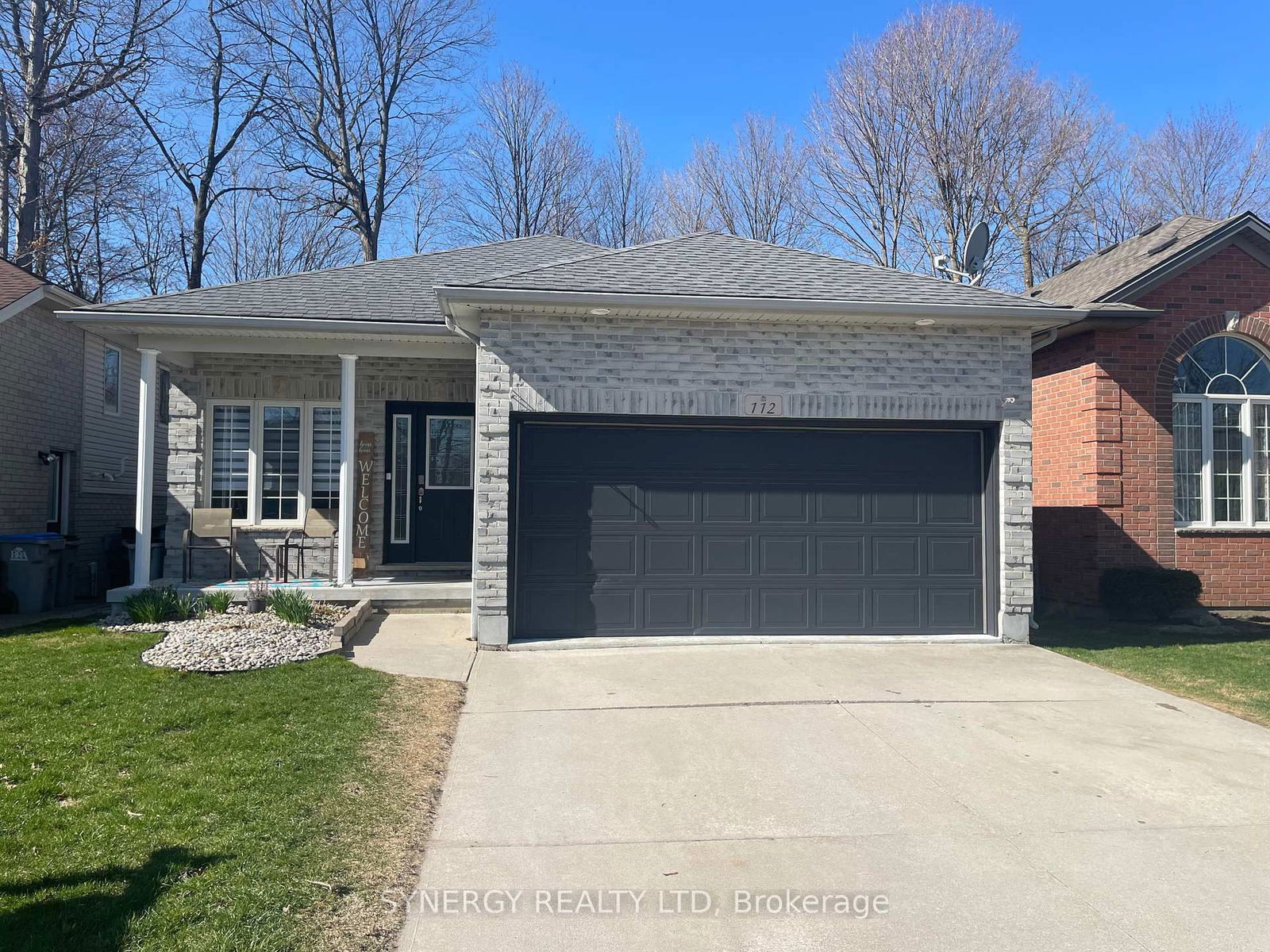 Detached House for sale at 112 Ridge Street, Strathroy-Caradoc, SW, N7G 4K2 - MLS: X11985923