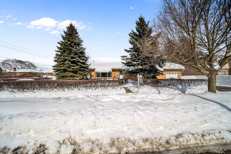508 Greenfield Ave, Kitchener, N2C 1G2 | Image 2
