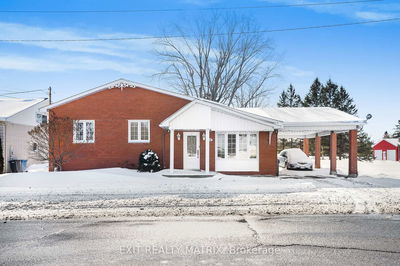 228 Main St, Champlain - Vankleek Hill