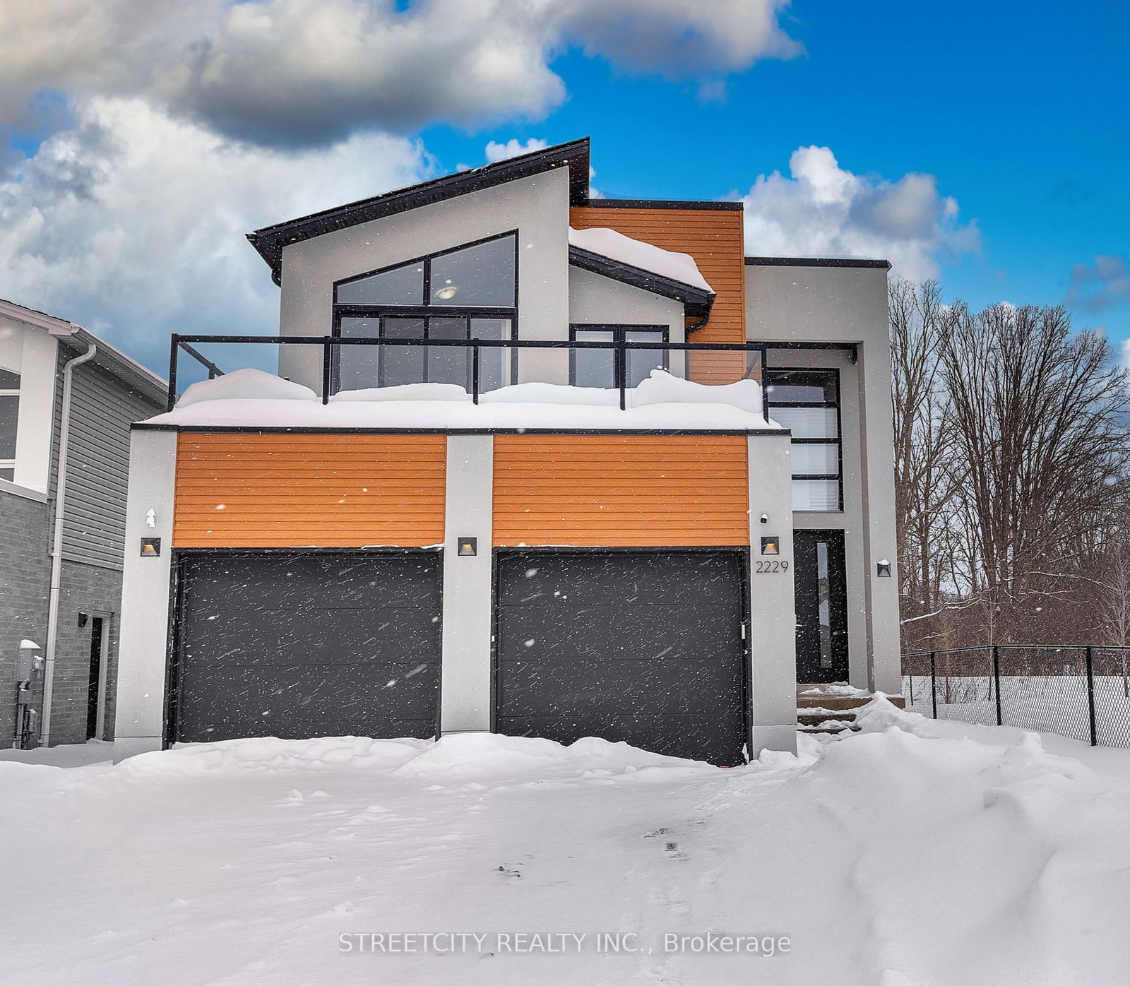 Detached House for sale at 2229 Wateroak Drive, London, North S, N6G 0R1 - MLS: X11986181