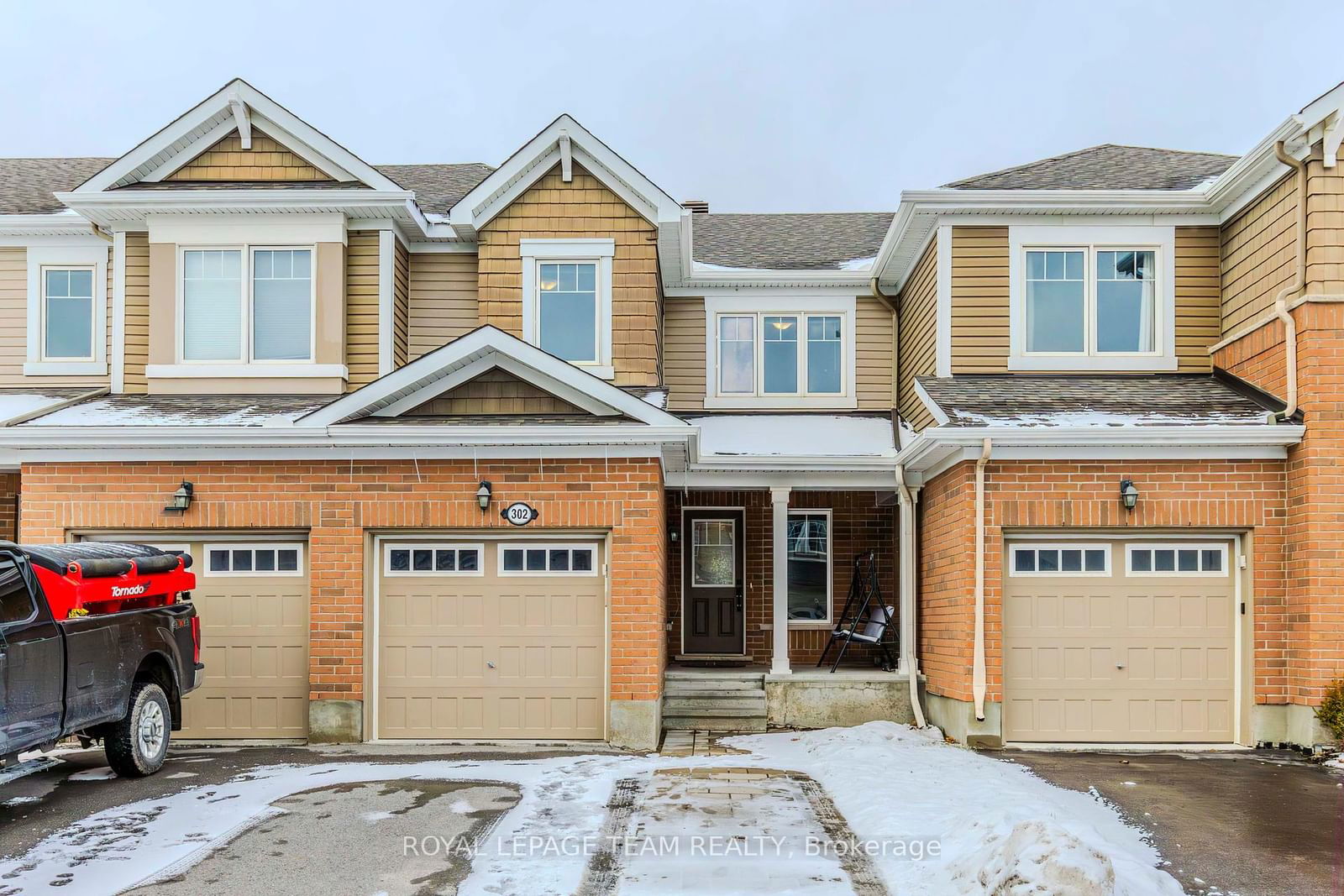 Townhouse for sale at 302 Song Sparrow Street, Ottawa, Barrhaven - Half Moon Bay, K2J 5W5 - MLS: X11986410