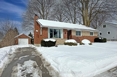 Detached House for sale at 173 Park Row, Woodstock, South, N4S 1V9 - MLS: X11986572