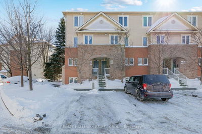 Townhouse for sale at 22-22 Strathaven Private N/A, Ottawa, Cyrville, K1J 1K7 - MLS: X11986732