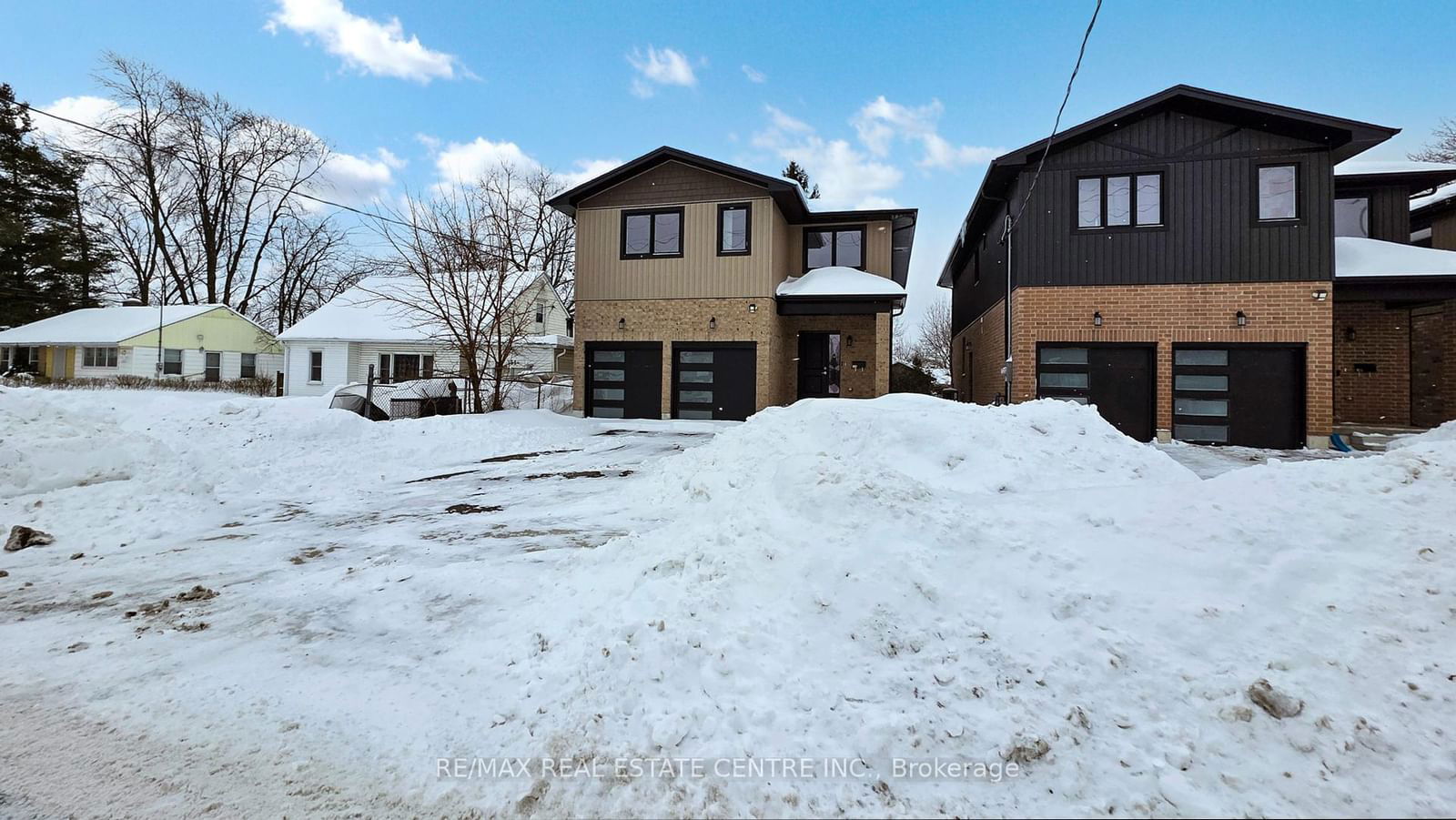 Detached House for sale at 149 Ballantyne Avenue, Cambridge, N1R 4P5 - MLS: X11986778