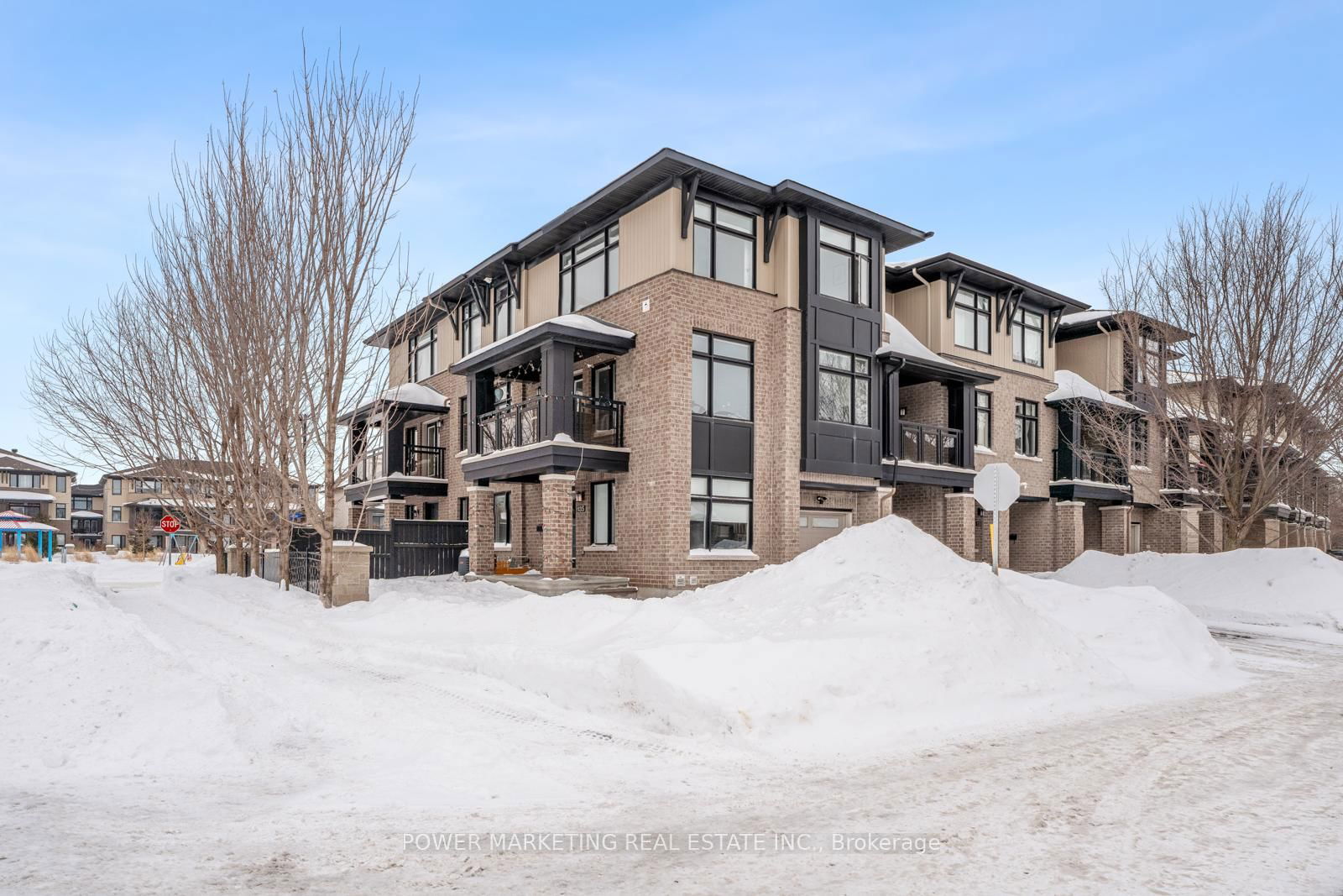 Townhouse for sale at 135 Wild Senna Way, Barrhaven, 7706 - Barrhaven - Longfields, K2J 5Z7 - MLS: X11987260