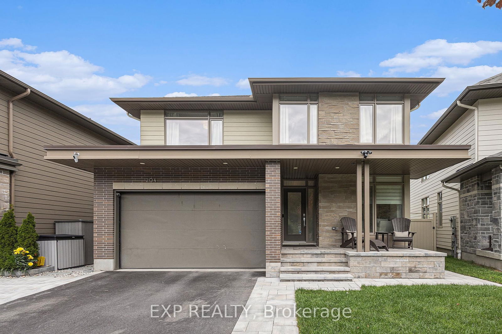 Detached House sold at 204 Avro Circle, Ottawa, CFB Rockcliffe and Area, K1K 4Y9 - MLS: X11987503