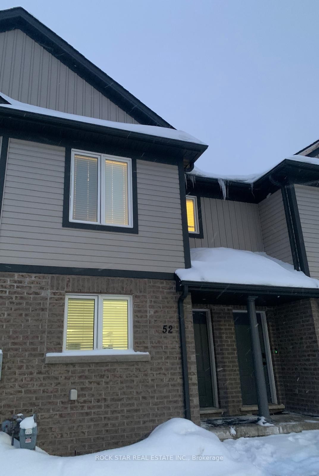 Townhouse for sale at 52-7768 Ascot Circle, Niagara Falls, 213 - Ascot, L2H 3P9 - MLS: X11987530