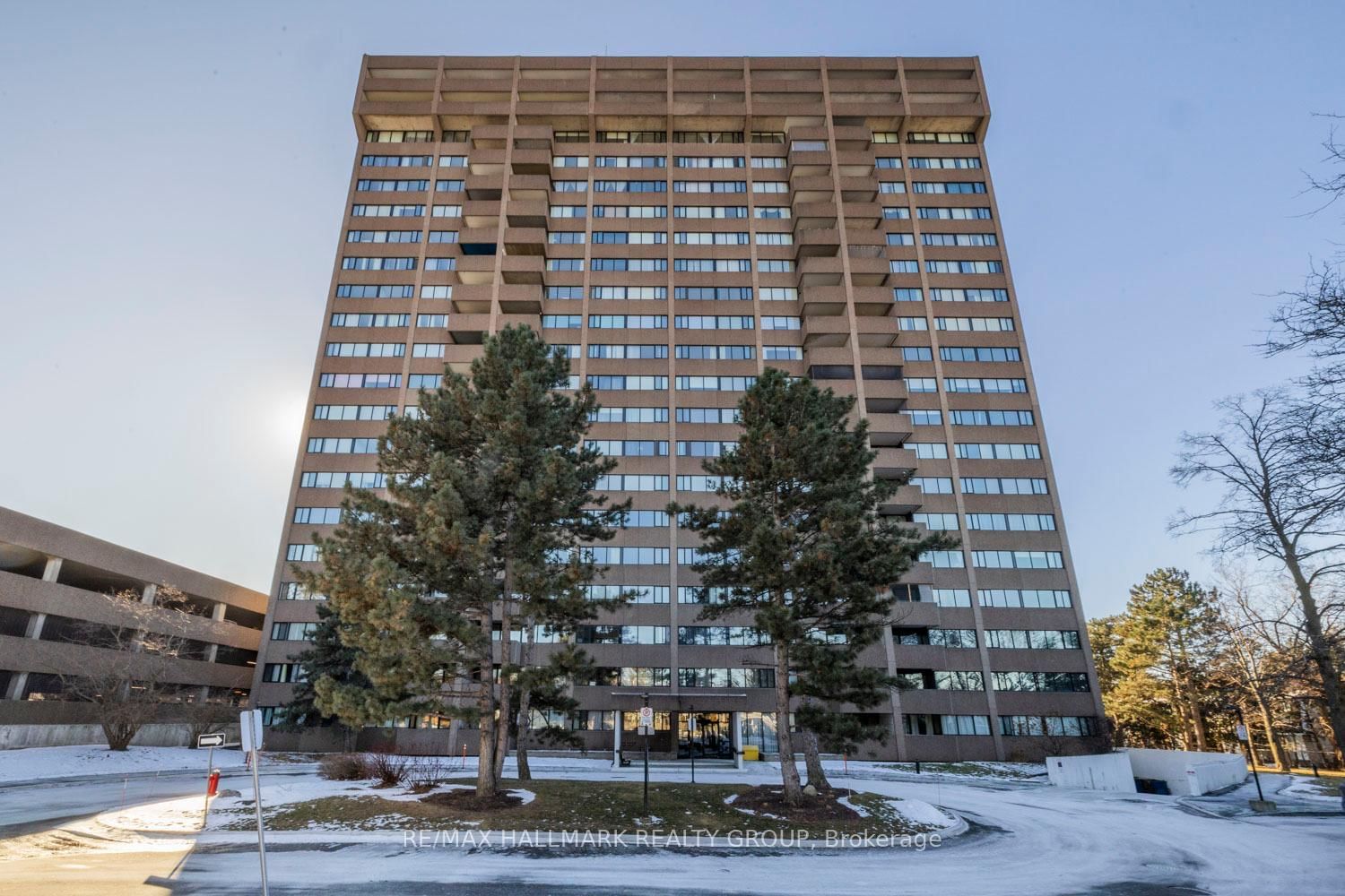 Condo for sale at 2004-3360 Southgate Road, Hunt Club - South Keys and Area, 3805 - South Keys, K1V 9A6 - MLS: X11987637