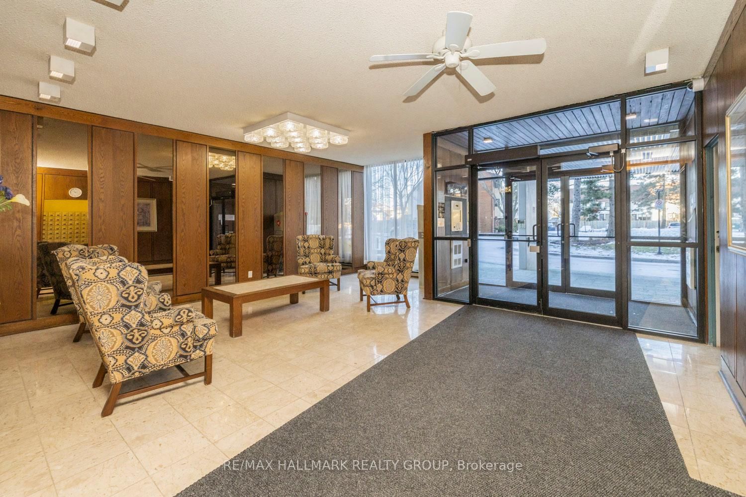 Condo for sale at 2004-3360 Southgate Road, Hunt Club - South Keys and Area, 3805 - South Keys, K1V 9A6 - MLS: X11987637