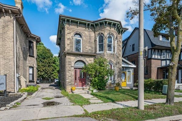 153 Brant Avenue