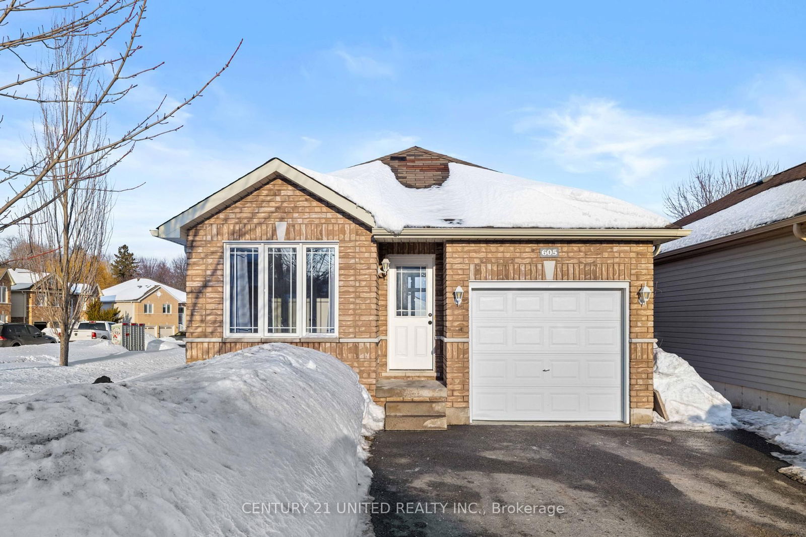 Detached House for sale at 605 Clancy Crescent, Peterborough, Otonabee, K9K 2S2 - MLS: X11988325