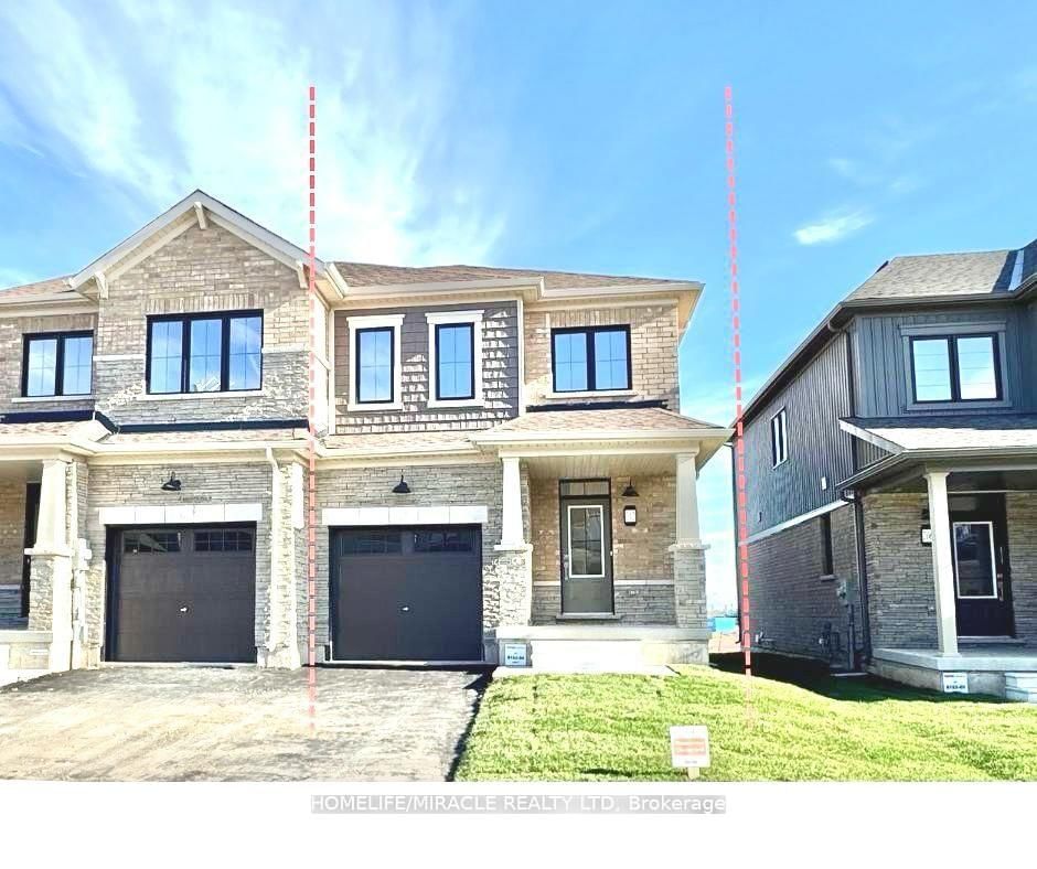 Townhouse for lease at 212 Port Crescent, Welland, L3B 0N2 - MLS: X11988452