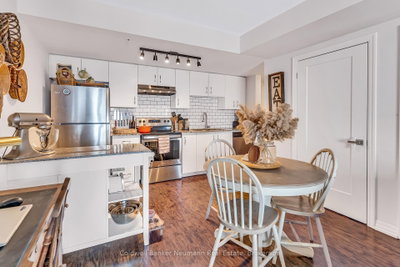 Condo sold at 407-104 Summit Ridge Drive, Guelph, Ontario, N1E 0R5 - Grange Road - MLS: X11988559