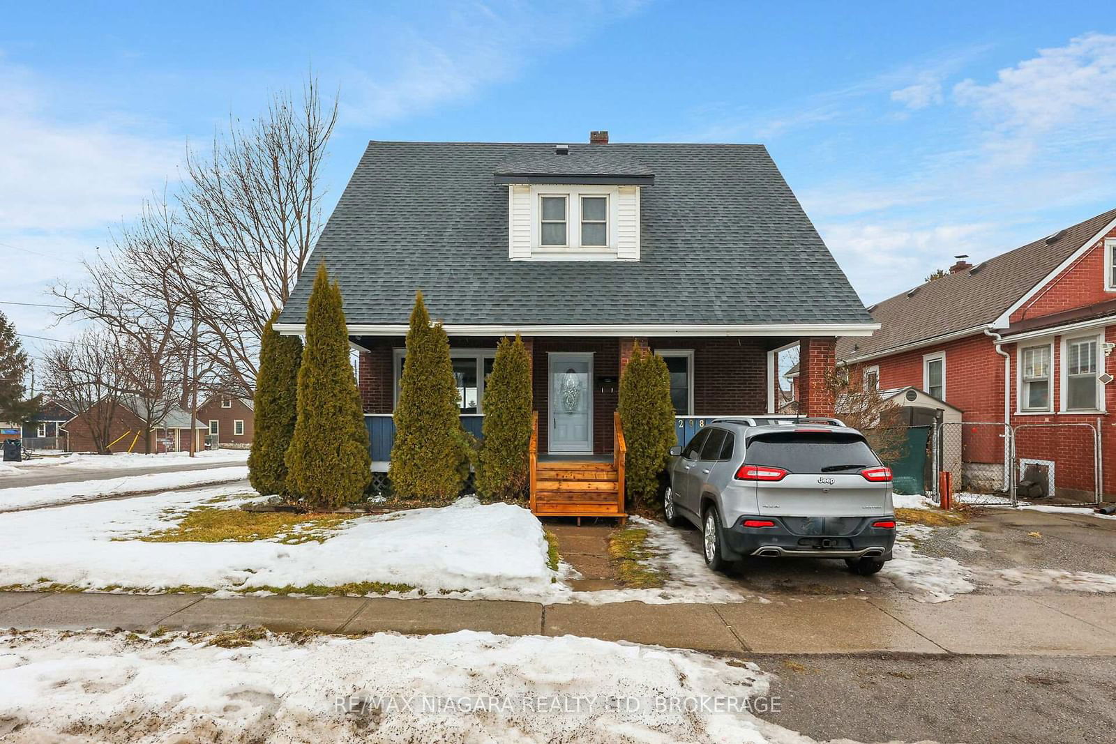 Detached House for sale at 298 Jarvis Street, Fort Erie, 332 - Central, L2A 2S5 - MLS: X11988660