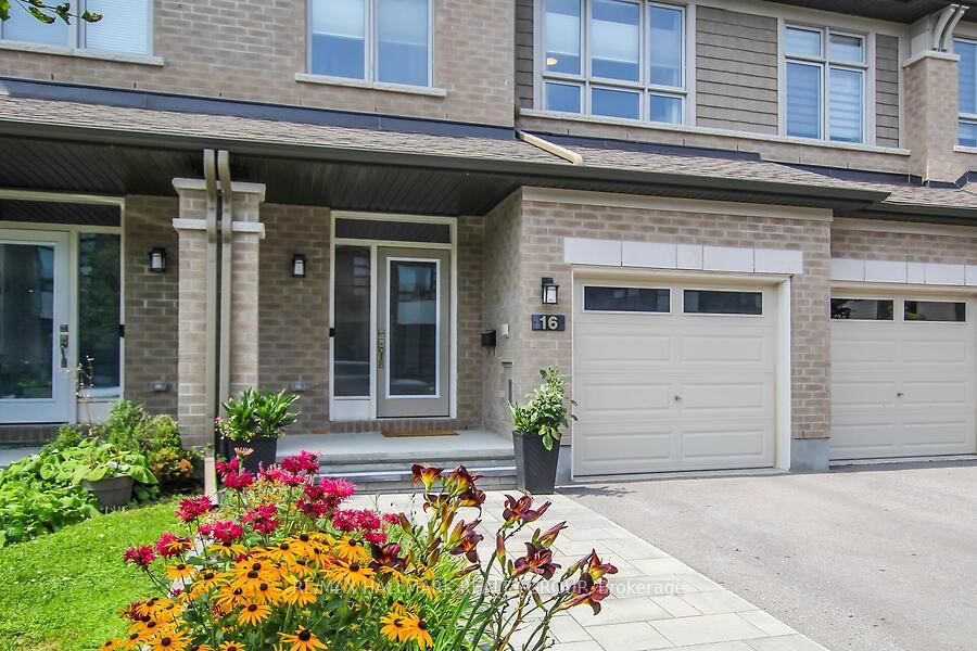 Townhouse for sale at 16 Plank Street, Kanata, 9010 - Kanata - Emerald Meadows/Trailwest, K2V 0M5 - MLS: X11988681