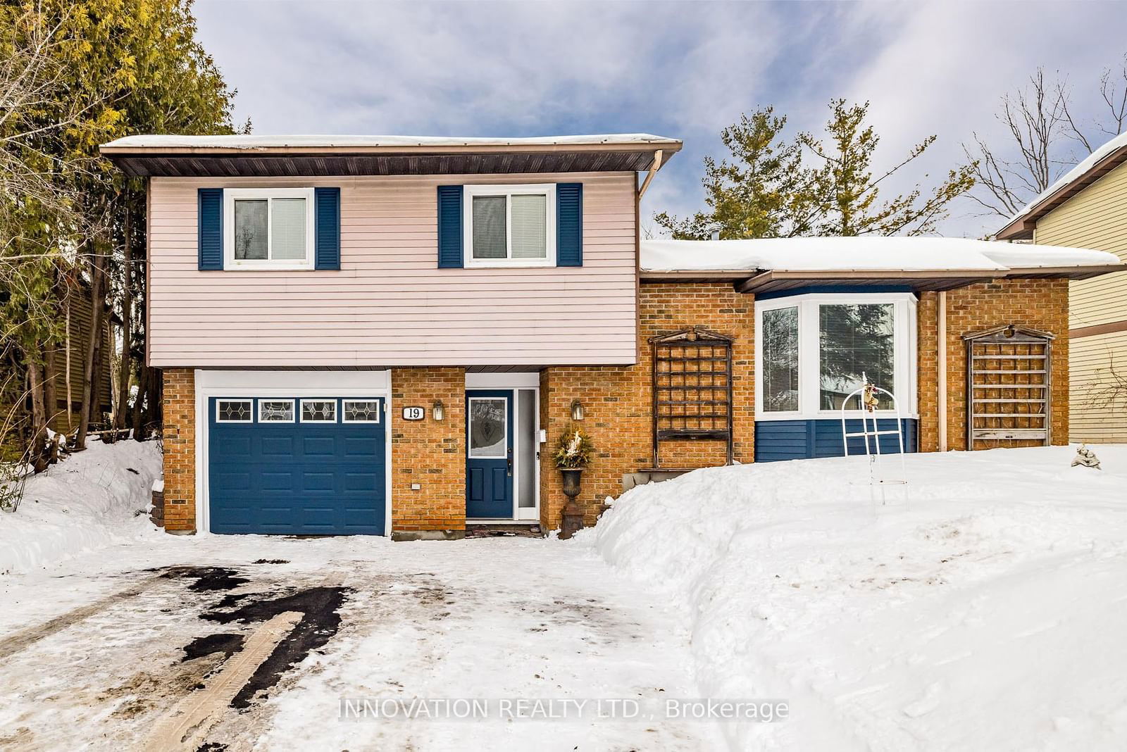 Detached House for sale at 19 Scharf Lane, Kanata, 9003 - Kanata - Glencairn/Hazeldean, K2L 2K3 - MLS: X11988690