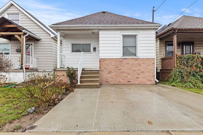 Detached House for sale at 150 Albany Avenue, Hamilton, Homeside, L8H 2H6 - MLS: X11988879